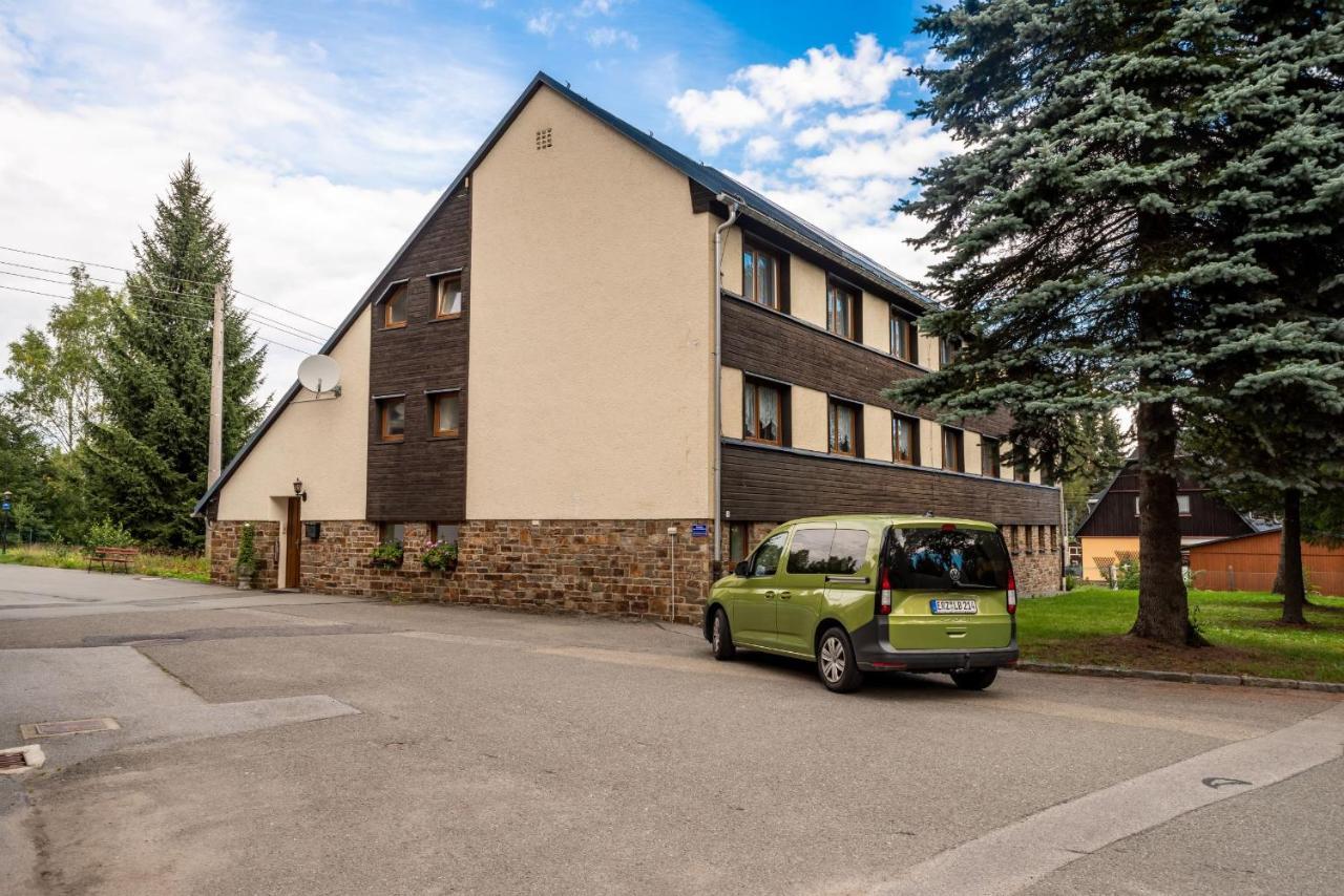Hotel Vierenstrasse Neudorf (Saxony) Exterior foto